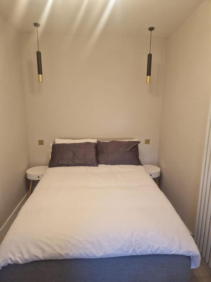 Collier'S Wood En-Suite Apartments London Exteriör bild