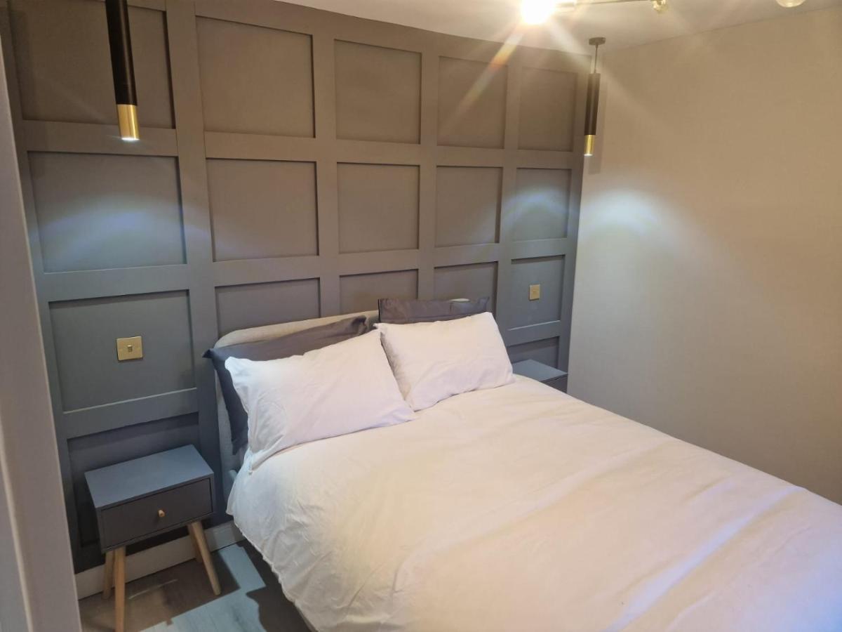 Collier'S Wood En-Suite Apartments London Exteriör bild